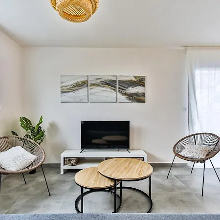 Holiday home Baya - Jolie Maison Pour 6p Proche Du Centre-ville